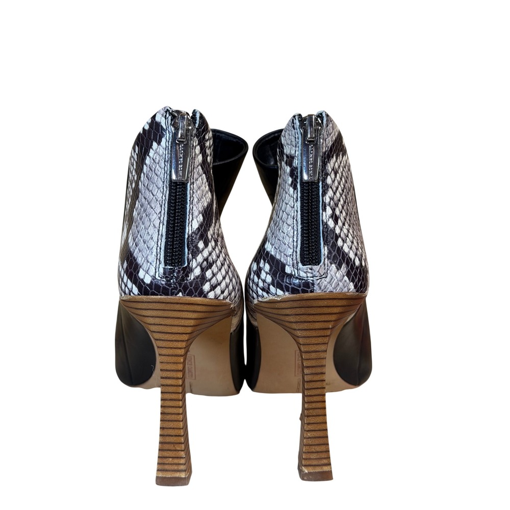 Vince Camuto Snakeskin Embossed Leather Ankle Booties Black Heeled Boots 7.5m